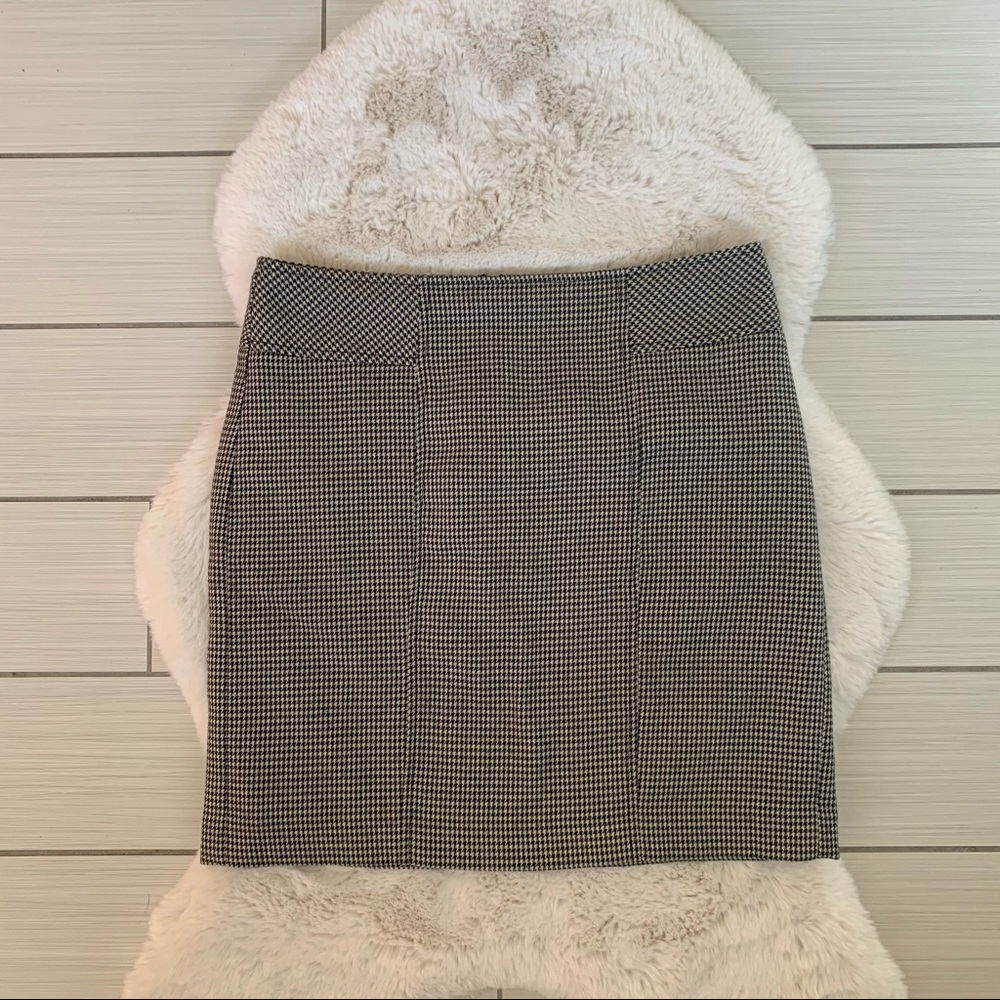 Houndstooth Skirt